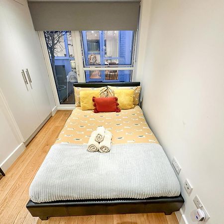 Chic 3 Bedroom Flat With Private Terrace In Holloway Near Finsbury Park London Exterior foto