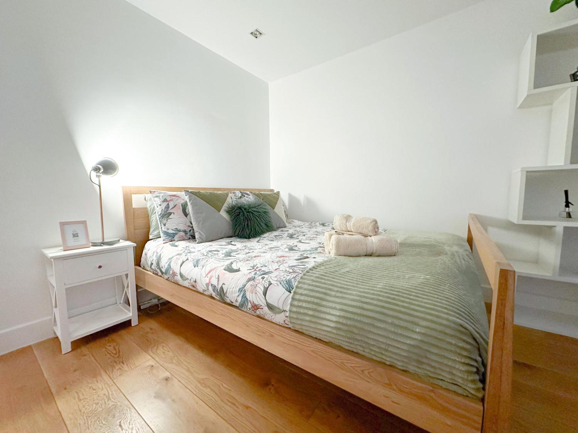 Chic 3 Bedroom Flat With Private Terrace In Holloway Near Finsbury Park London Exterior foto